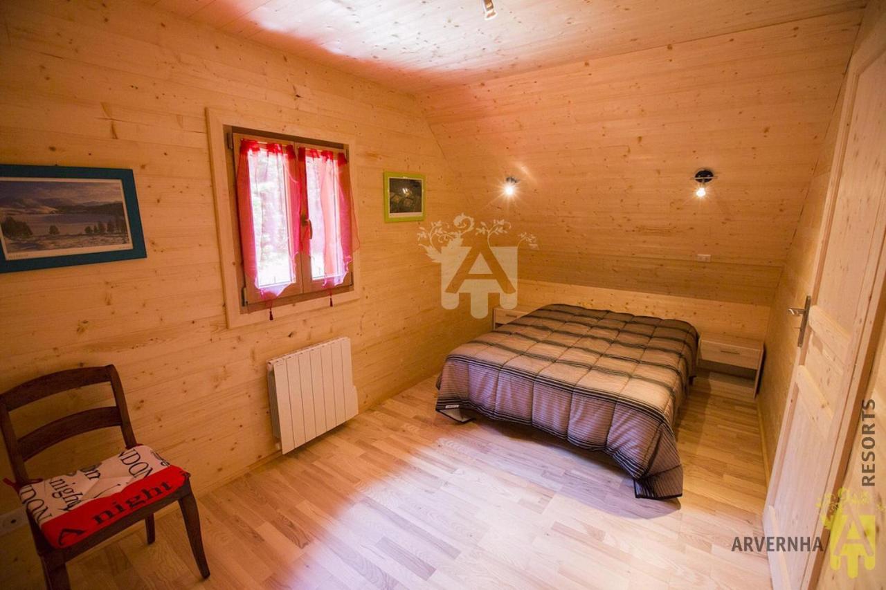 Chalet Des Noisettes Murol Buitenkant foto